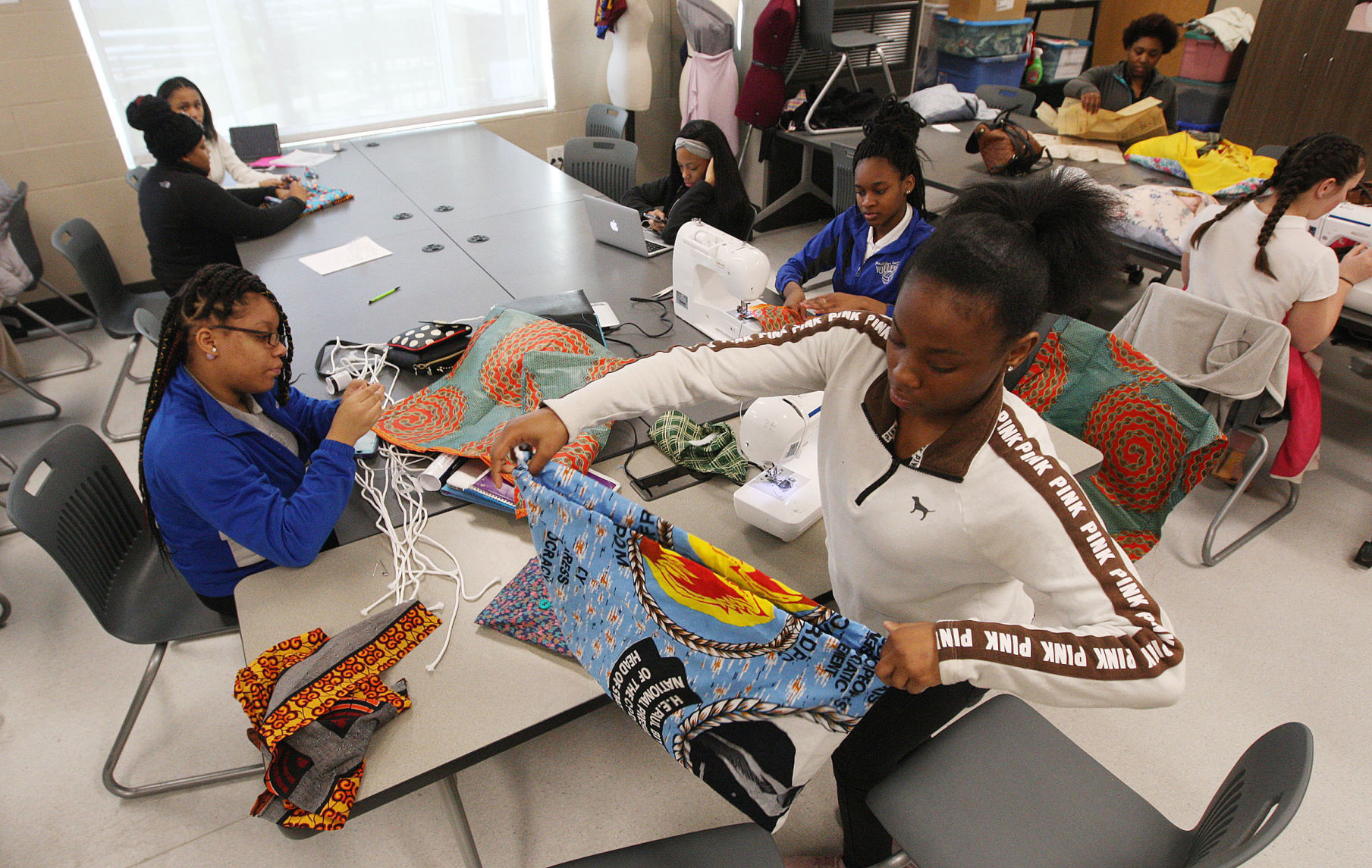 MacArthur Sewing Class 4 4.13.18.jpg